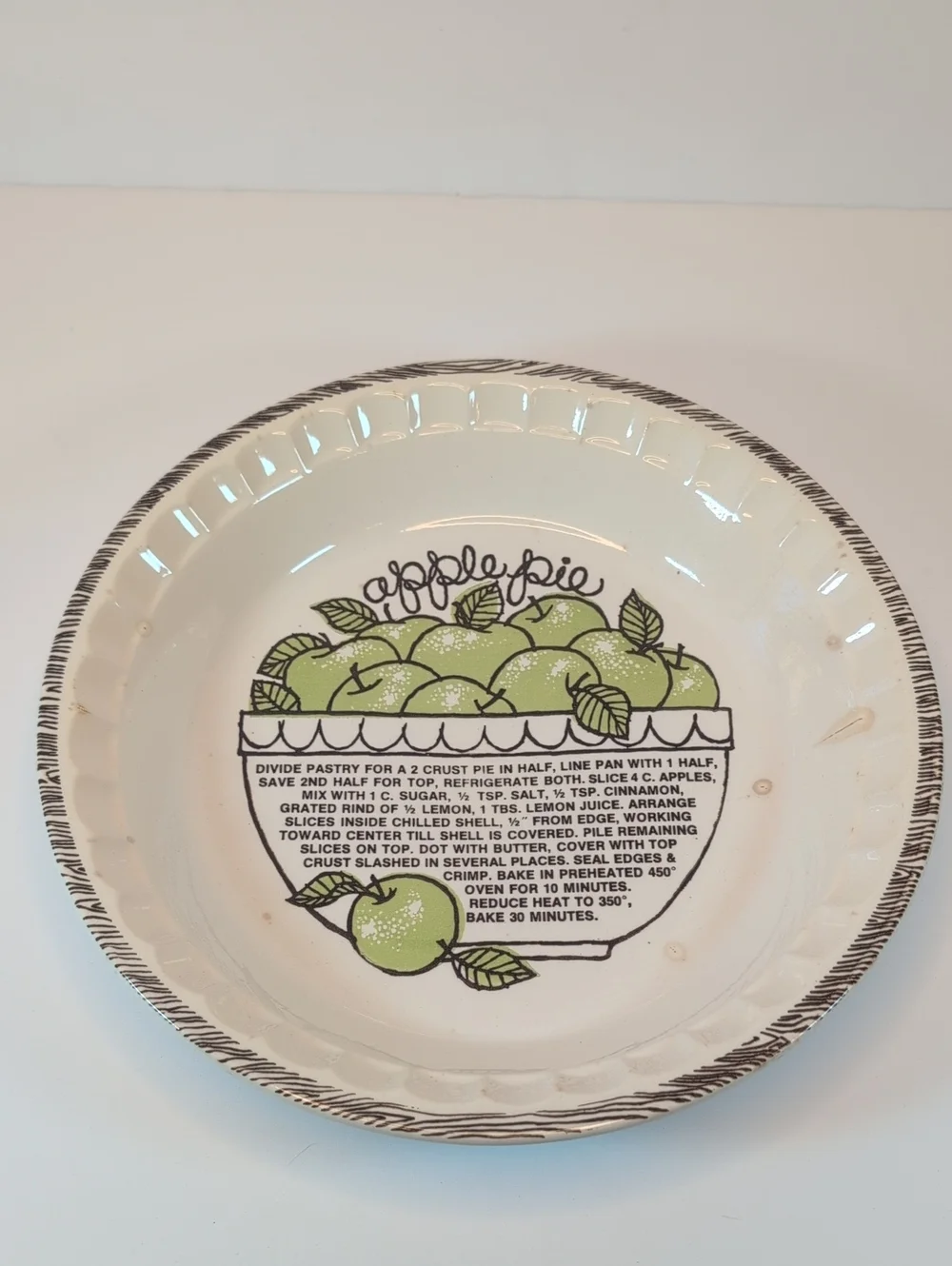 Royal China Apple Pie Jeannette Country Harvest Pie Plate